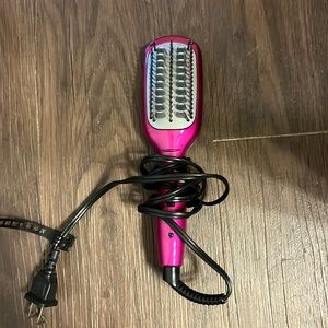 Conair Mini BrUsh Straightener